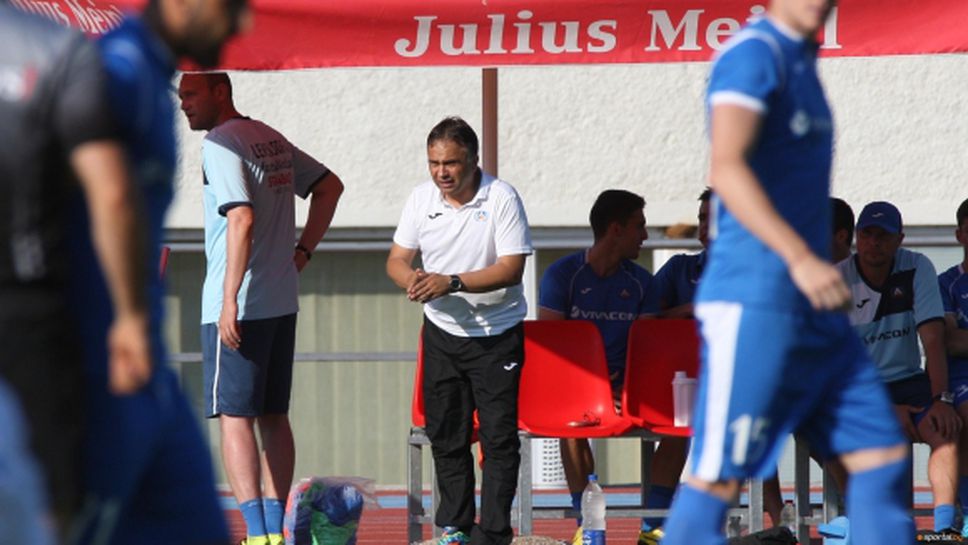 Треньорът на Левски настоява за привличането на португалеца Жуниор