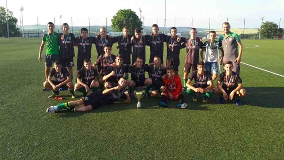 Нефтохимик U15 – третият най-добър отбор в България