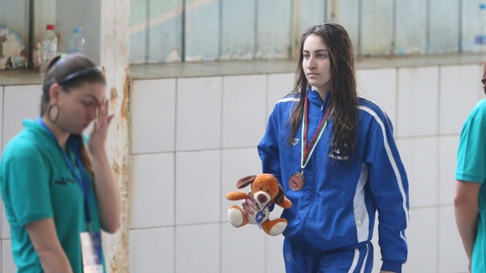 Диана Петкова първа резерва за полуфиналите на 100 метра свободен стил на Европейското