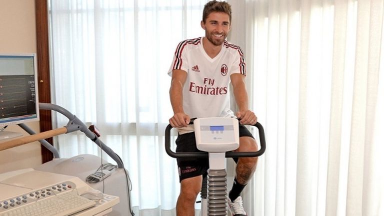 Борини преминава медицински тестове в Милано
