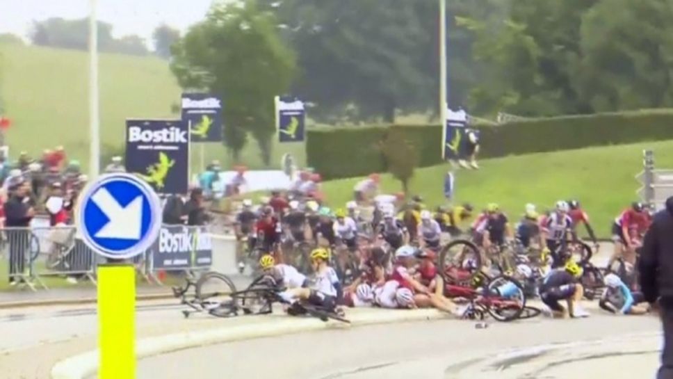 Катастрофа на Тур дьо Франс с участието на Крис Фрум (видео)
