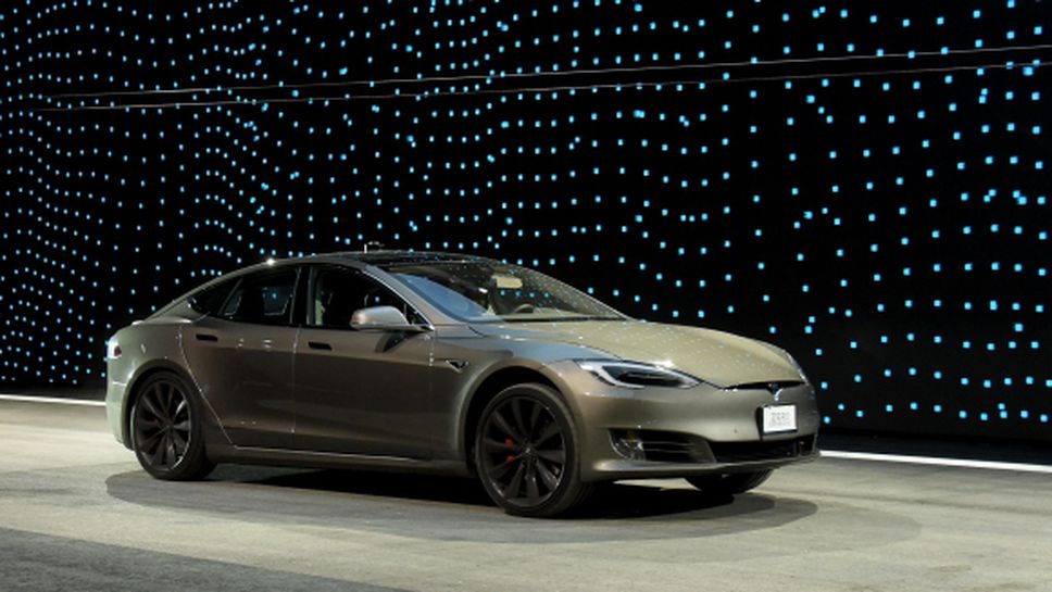 Кулминацията идва: Tesla доставя първите автомобили от Model 3 в края на месеца