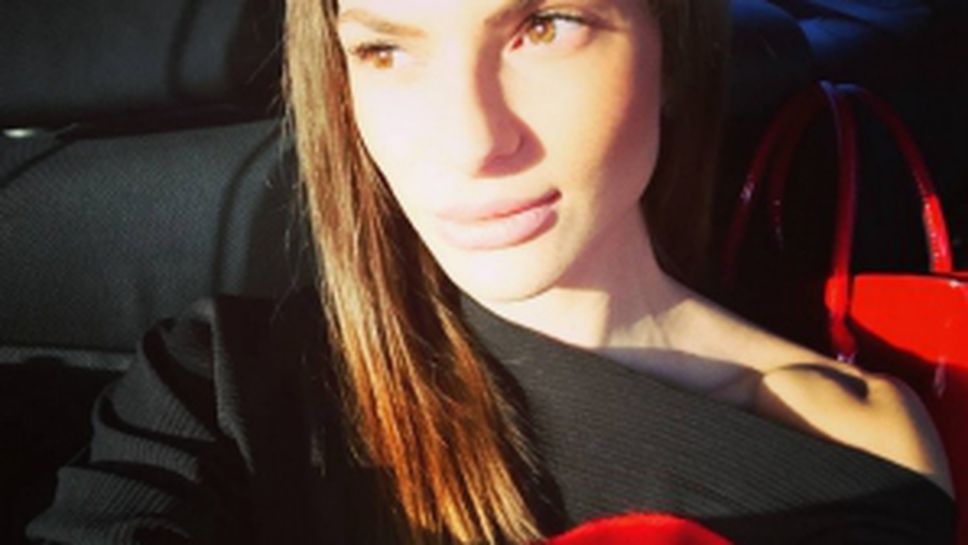 Габриела Петрова - чаровна и секси