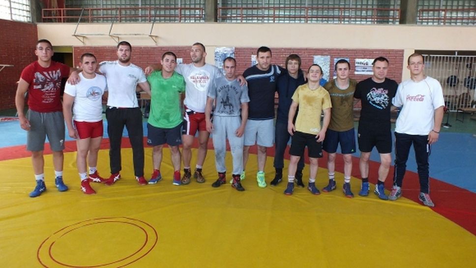 Осем български борци готови за медали на Олимпиадата за глухи в Турция