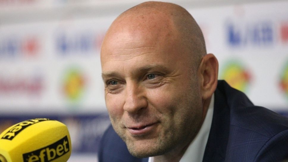 Тити се завръща, пак ще води Левски 2014