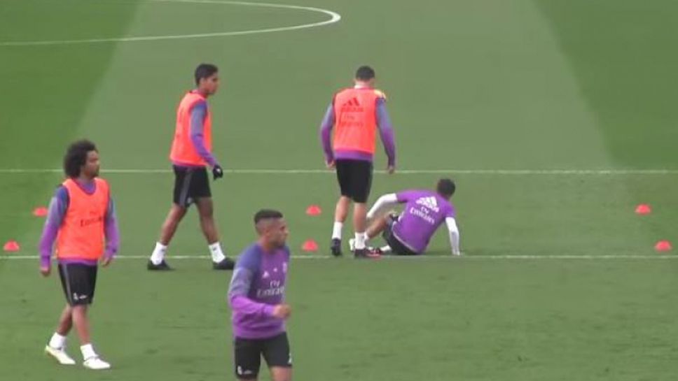Роналдо изрита лошо Лукас Васкес на тренировка
