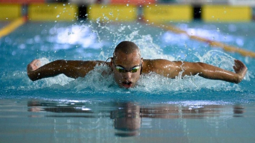 Феноменално плуване на Антъни Иванов на 200 метра бътерфлай: рекорд и класиране за 1/2-финалите