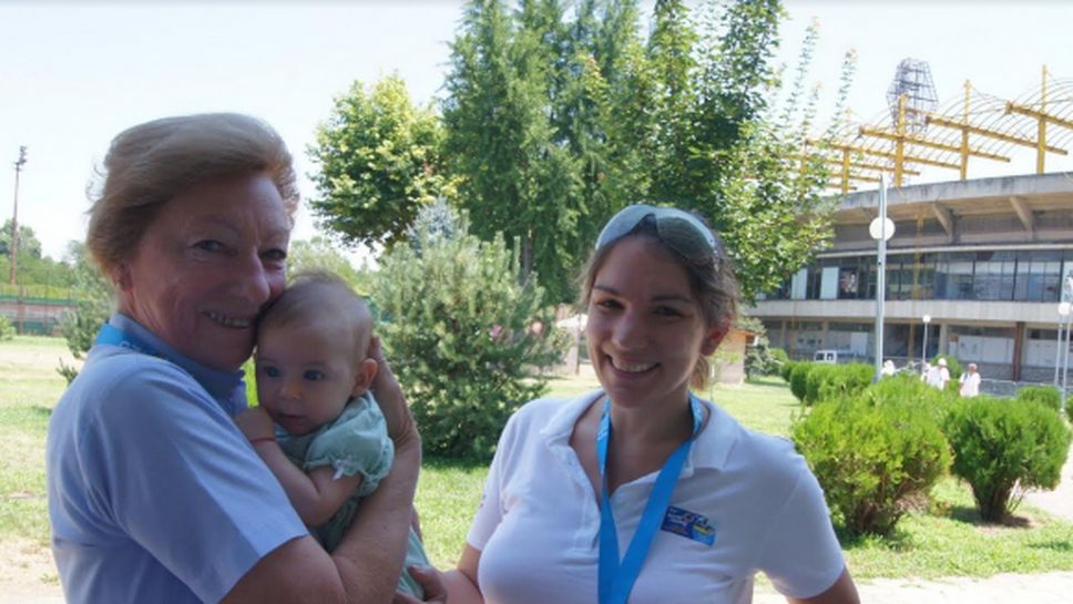 И 3-месечната Андреа част от организацията на Световното по гребане в Пловдив