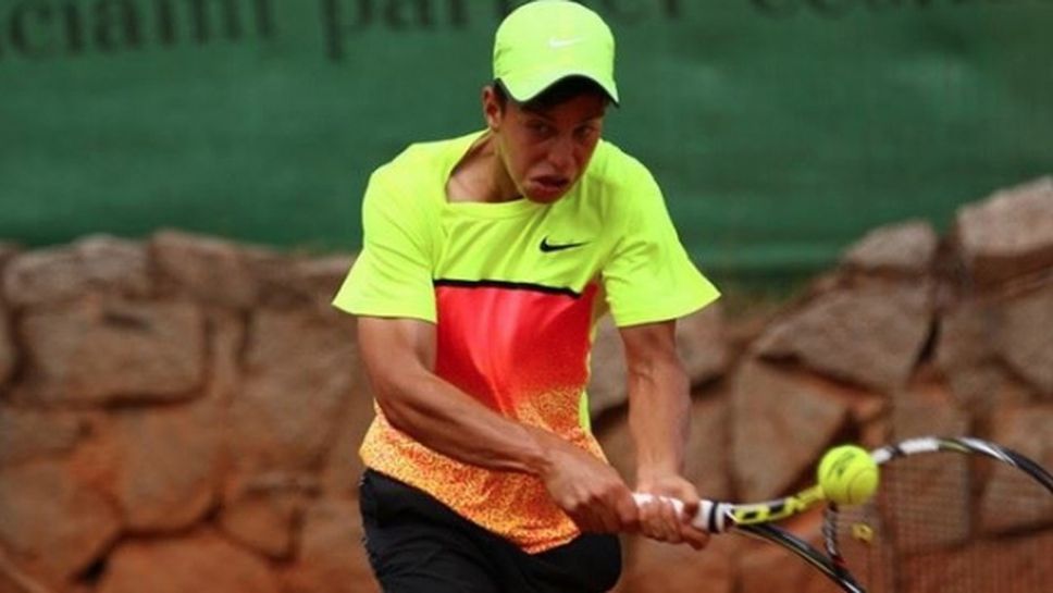 Адриан Андреев на полуфинал на европейското до 16 години