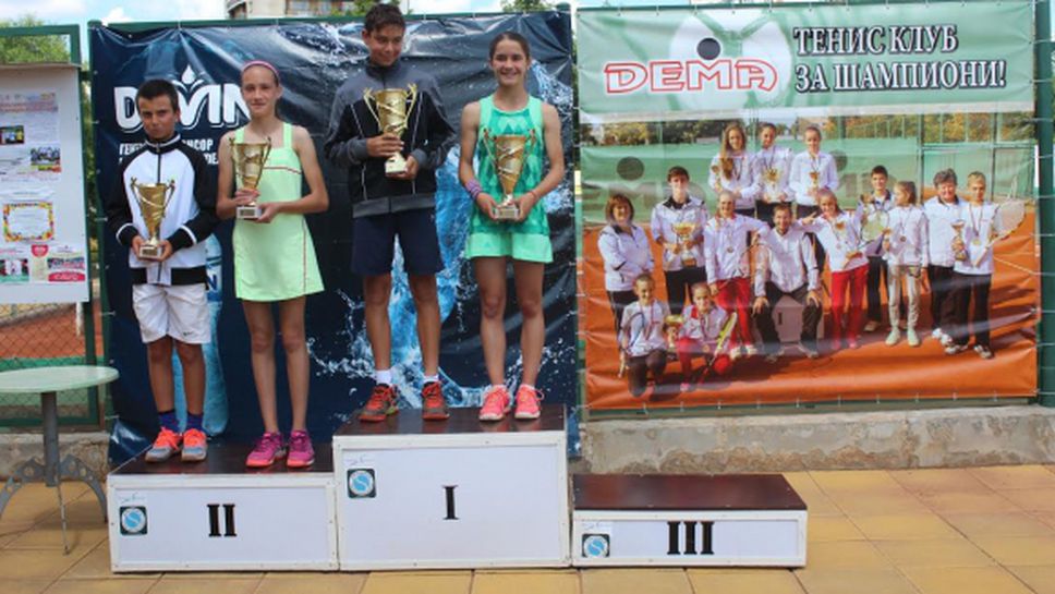Динко Динев и Катерина Димитрова триумфираха на държавното първенство до 12 г.