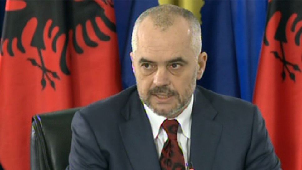 Министър-председателят на Албания посети отбора преди отпътуването им за Евро 2016