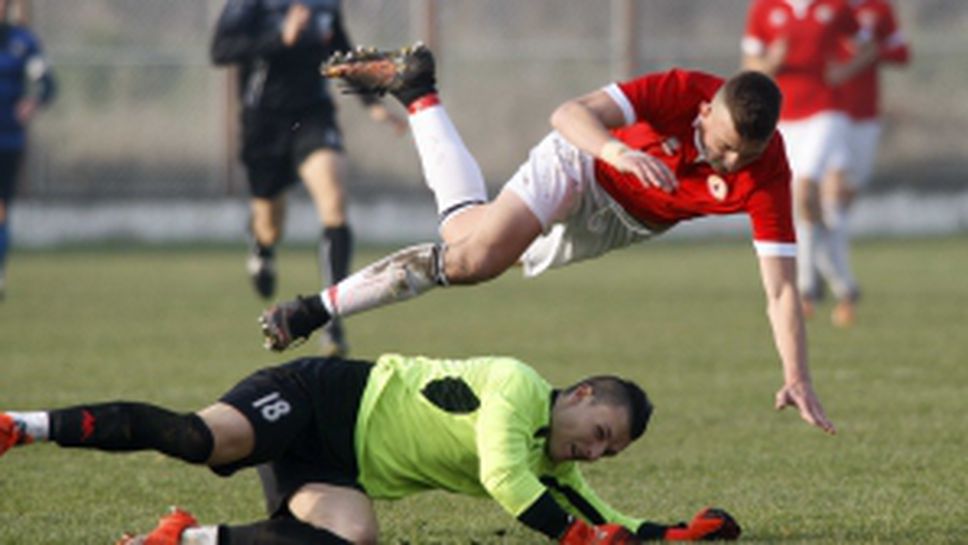 ЦСКА 1948 - Торнадо Безден