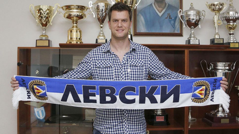 Чворович официално е играч на Левски