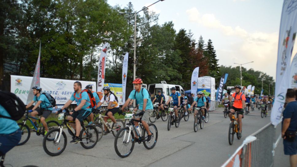 Хиляди колоездачи стартираха в Обиколката на Витоша