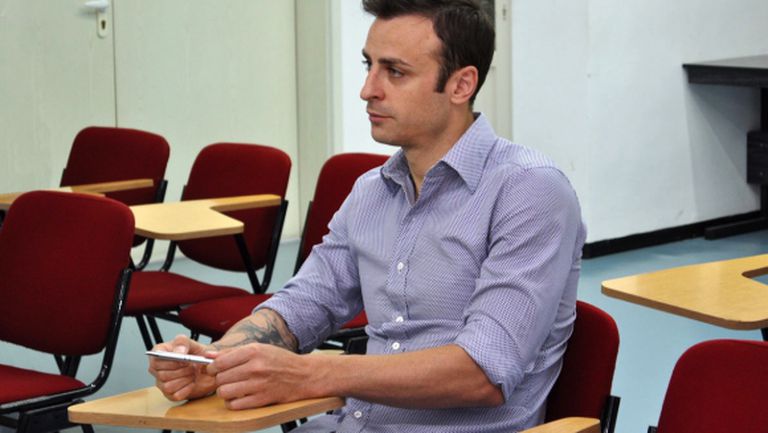 Димитър Бербатов взе диплома за бакалавър