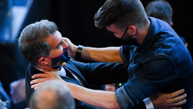  Пике шокирал Лапорта с отговор на молбата да напусне 