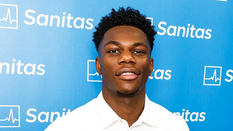 Броени днес след напускането на Гарет Бейл неговият №18 вече