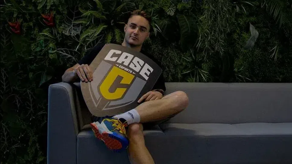 Димитър "LeBron" Костадинов и CASE запазиха първото място с още една победа