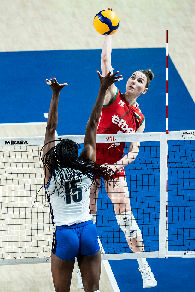 Волейболистките на България не се противопоставиха на Италия и допуснаха четвърта загуба във VNL