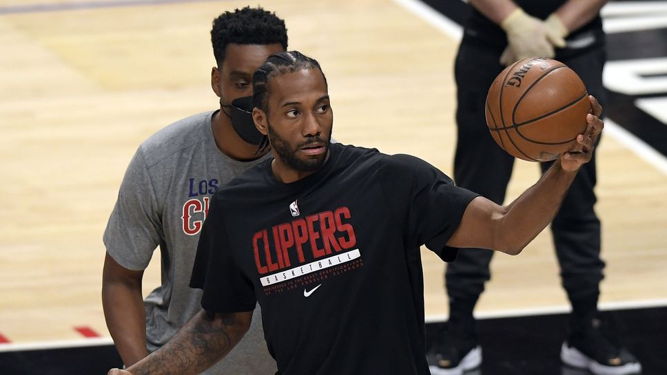 Кауай Ленард избрал дългосрочна сделка с ЛА Клипърс заради проблемите с коляното