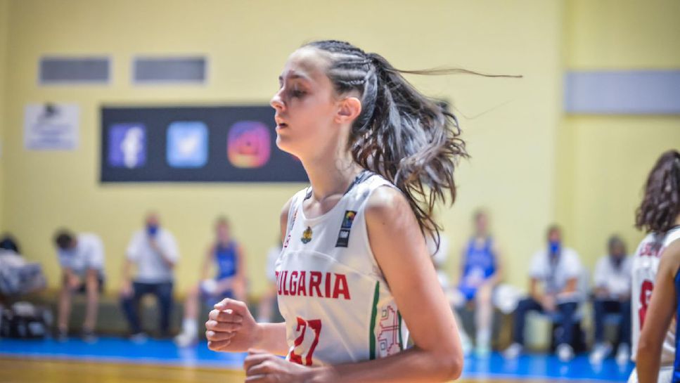 Националният отбор U16 започва подготовка с 18 момичета