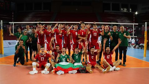 България U18 сграбчи бронза на Евроволей 2022 след поврат против Сърбия 