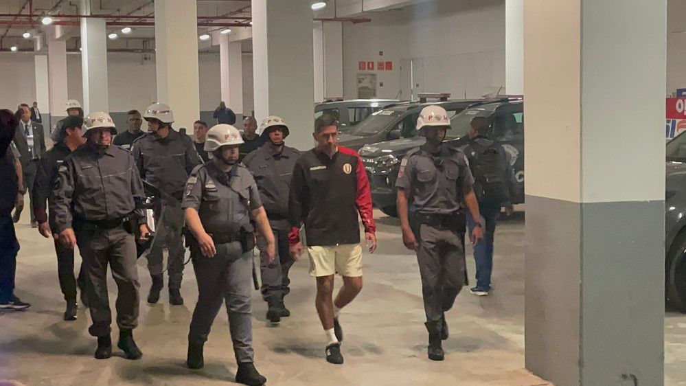 В Бразилия задържаха съперников треньор заради проява на расизъм, грози го затвор за 4 години