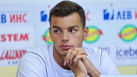 Петър Мицин е на европейски финал на 200 метра бътерфлай