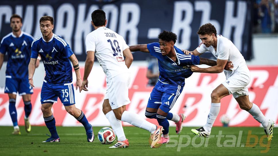 Левски 1:0 Борац, Око-Флекс откри