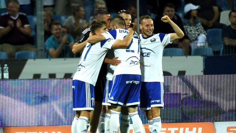  В Полша се скъсаха да хвалят Алекс Колев след брилянтен гол против Висла 