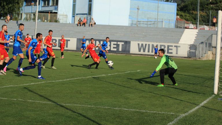 0:0 приключиха в Добрич местния Рилци и Черноломец (Попово). Двубоят