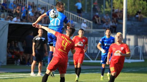  Без голове в Добрич 