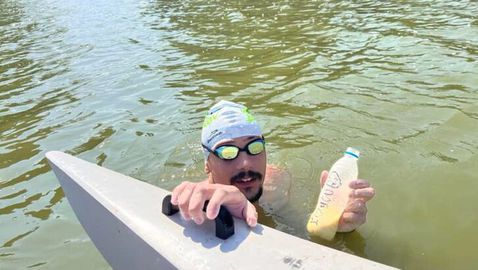 Повече от 50 часа във водата е русенецът Теодор Цветков