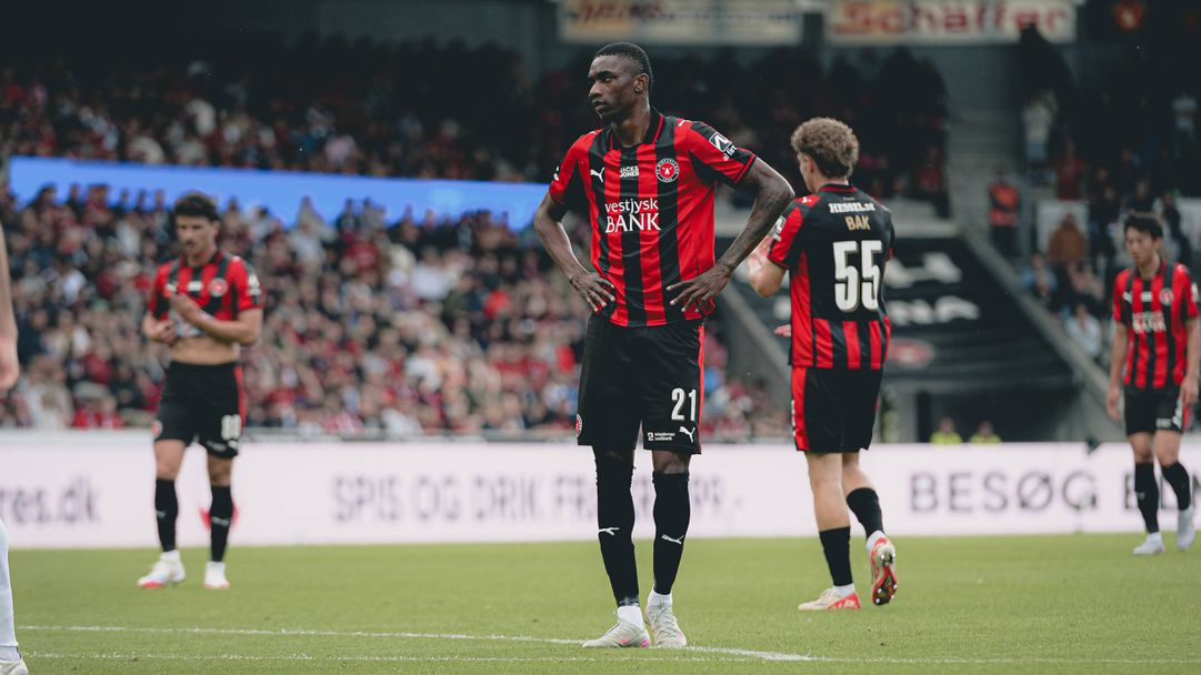 Мидтиланд тресна отново Фредрикстад и си осигури скандинавски сблъсък