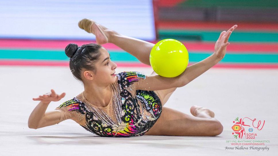Италианката София Рафаели поведе в квалификацията за многобоя на Световното по художествена гимнастика