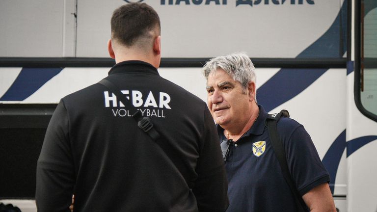 Тази сутрин шампионът на България Хебър Пазарджик замина за Италия