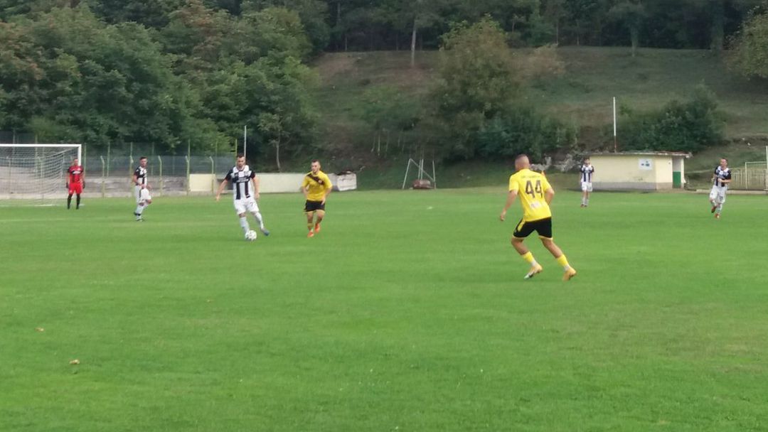 По точка за Ювентус (Малчика) и Павликени