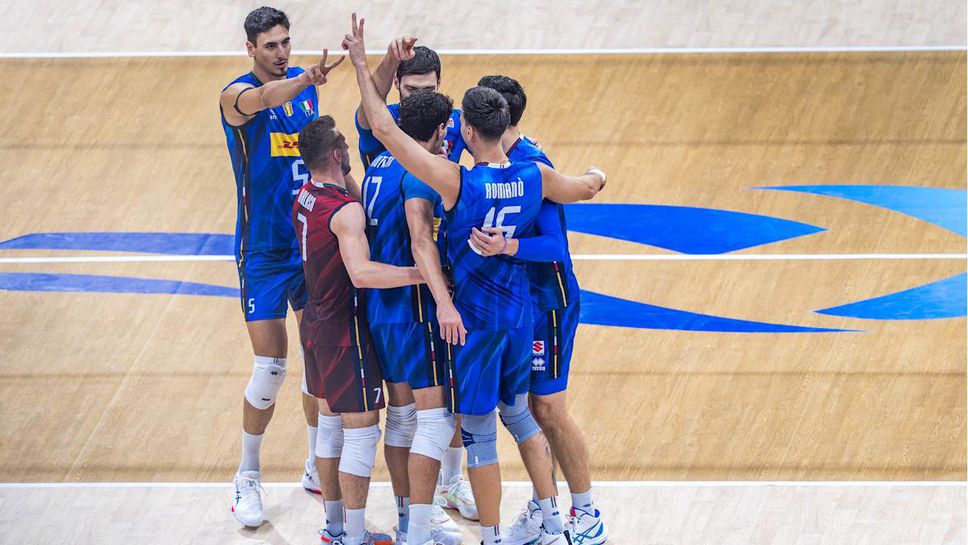 Италия започна безпроблемно защитата на световната си титла