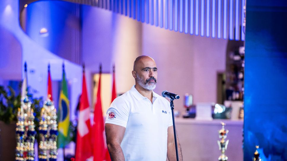 Един от най успешните бойци в историята на кикбокса и каратето