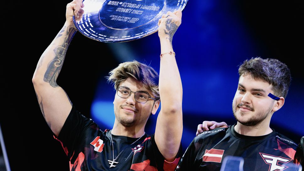 Ръсел "Twistzz" Ван Дулкен изненадващо се завърна във FaZe