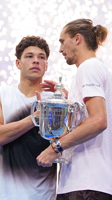 Голямото шоу на трибуните: Кои VIP гости озариха финала на US Open