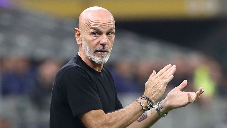 Треньорът на Милан Стефано Пиоли ще получи предложение за нов