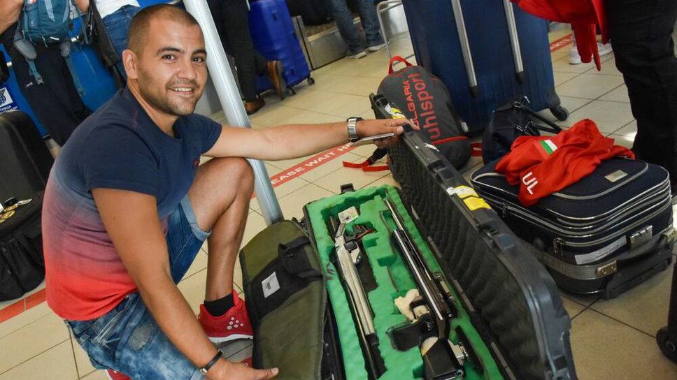 Таня и Антон Ризови отпаднаха в квалификациите на 10 метра пушка на Световното