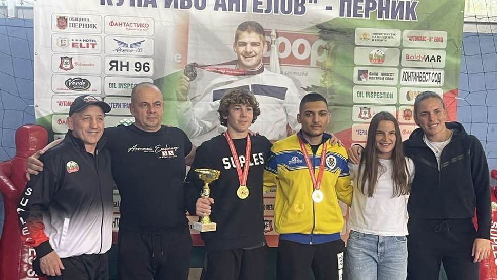 118 състезатели от четири държави на турнира по борба "Иво Ангелов" в Перник