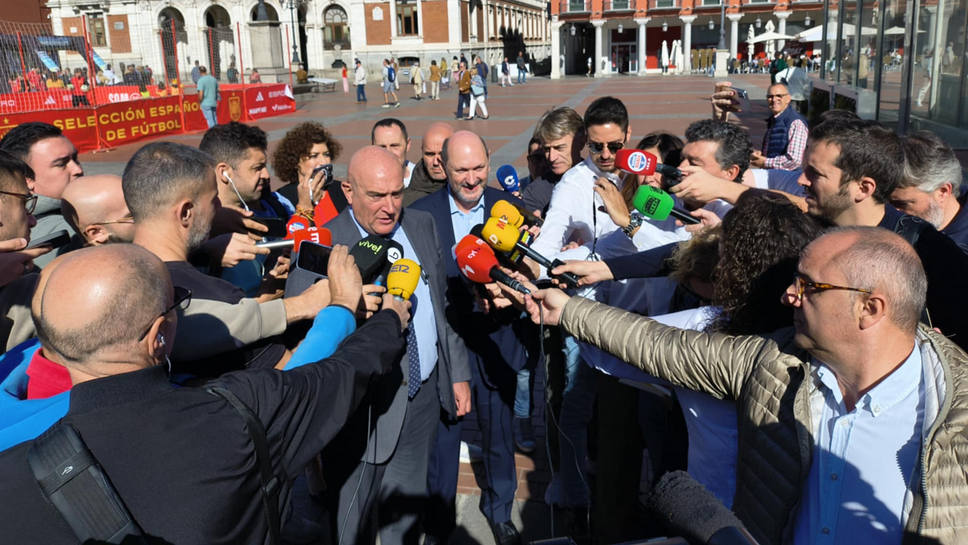 Кметът на Валядолид и шефът на испанския футбол дойдоха за "лъвовете"