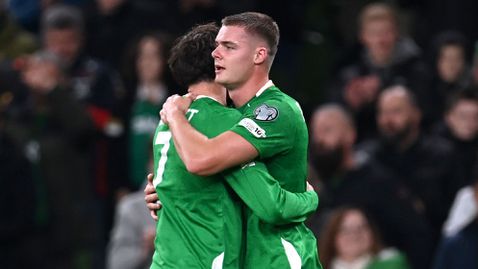 Ейре изтръгна ценен успех срещу десетима от Армения