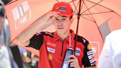 Марк Маркес претърпя операция №8 на дясната си ръка за по-малко от 6 години