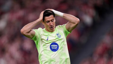 Левандовски обмисля шокиращ ход, ако не подпише нов договор с Барселона