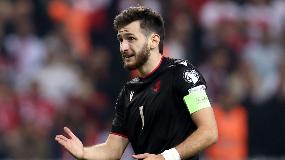 Полузащитникът на Пари Сен ЖерменХвича Кварацхелия е обявен за футболист