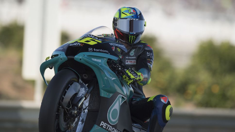 Роси завърши 10-и в последното си състезание, Ducati окупира подиума във Валенсия,